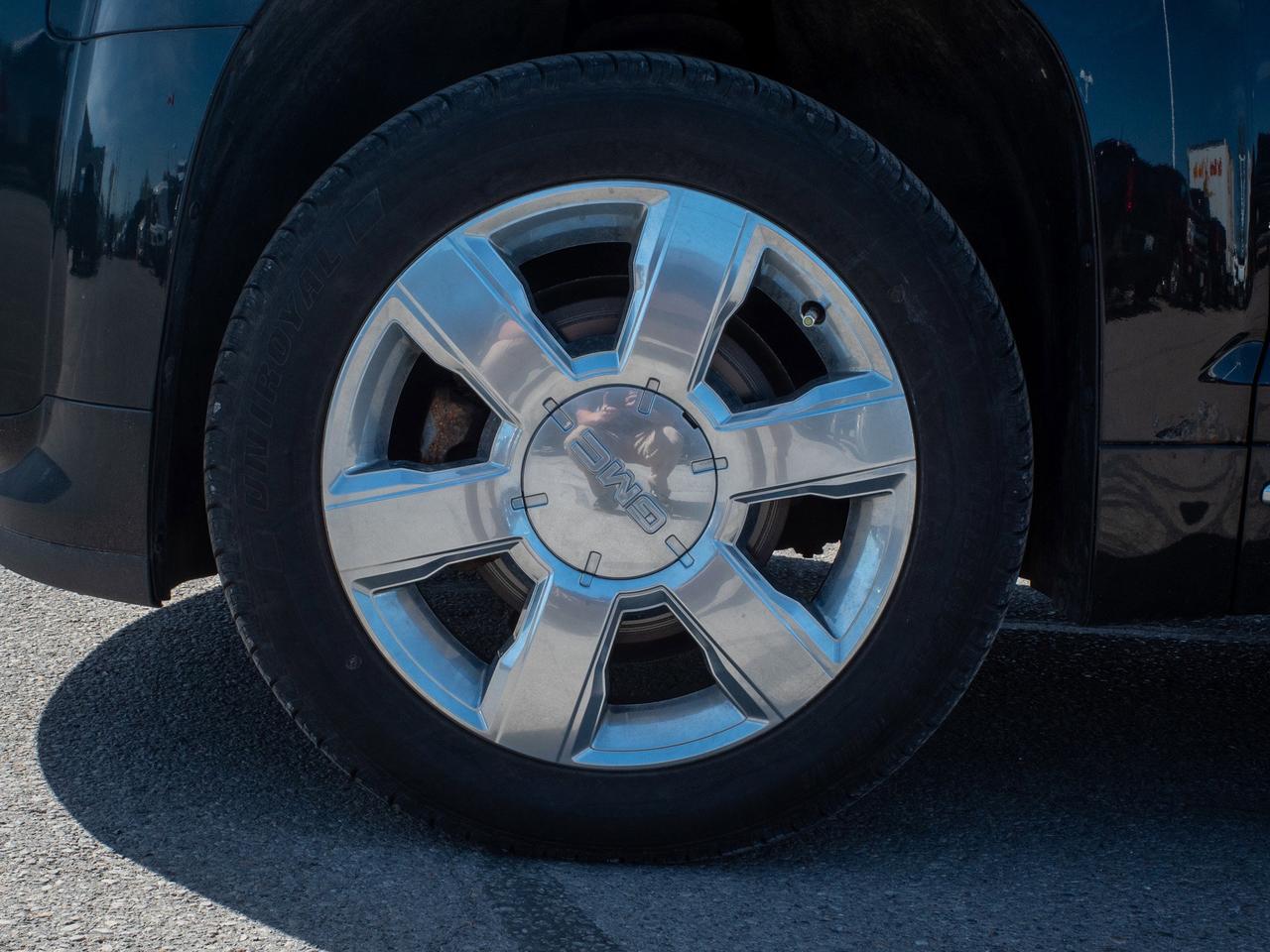 2015 GMC Terrain Denali - Power Seats Driver Memory Photo