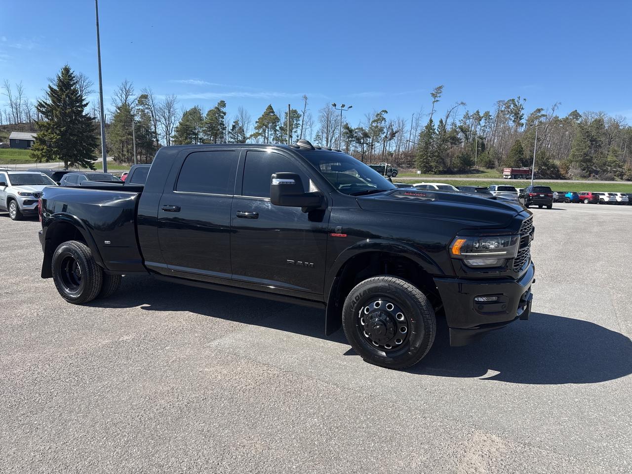 2024 RAM 3500 Limited Photo0