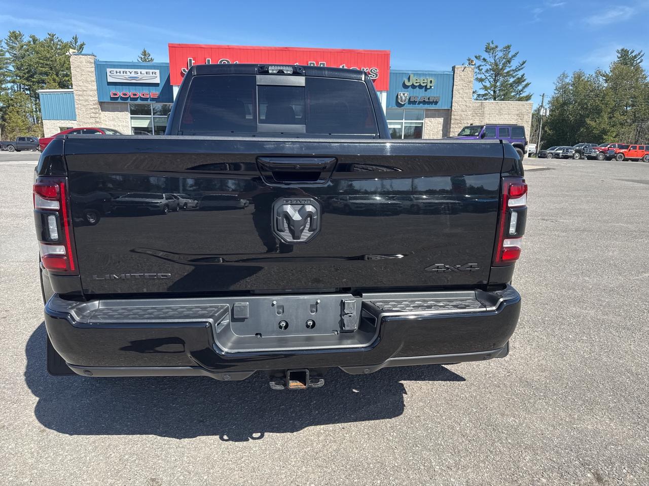 2024 RAM 3500 Limited Photo