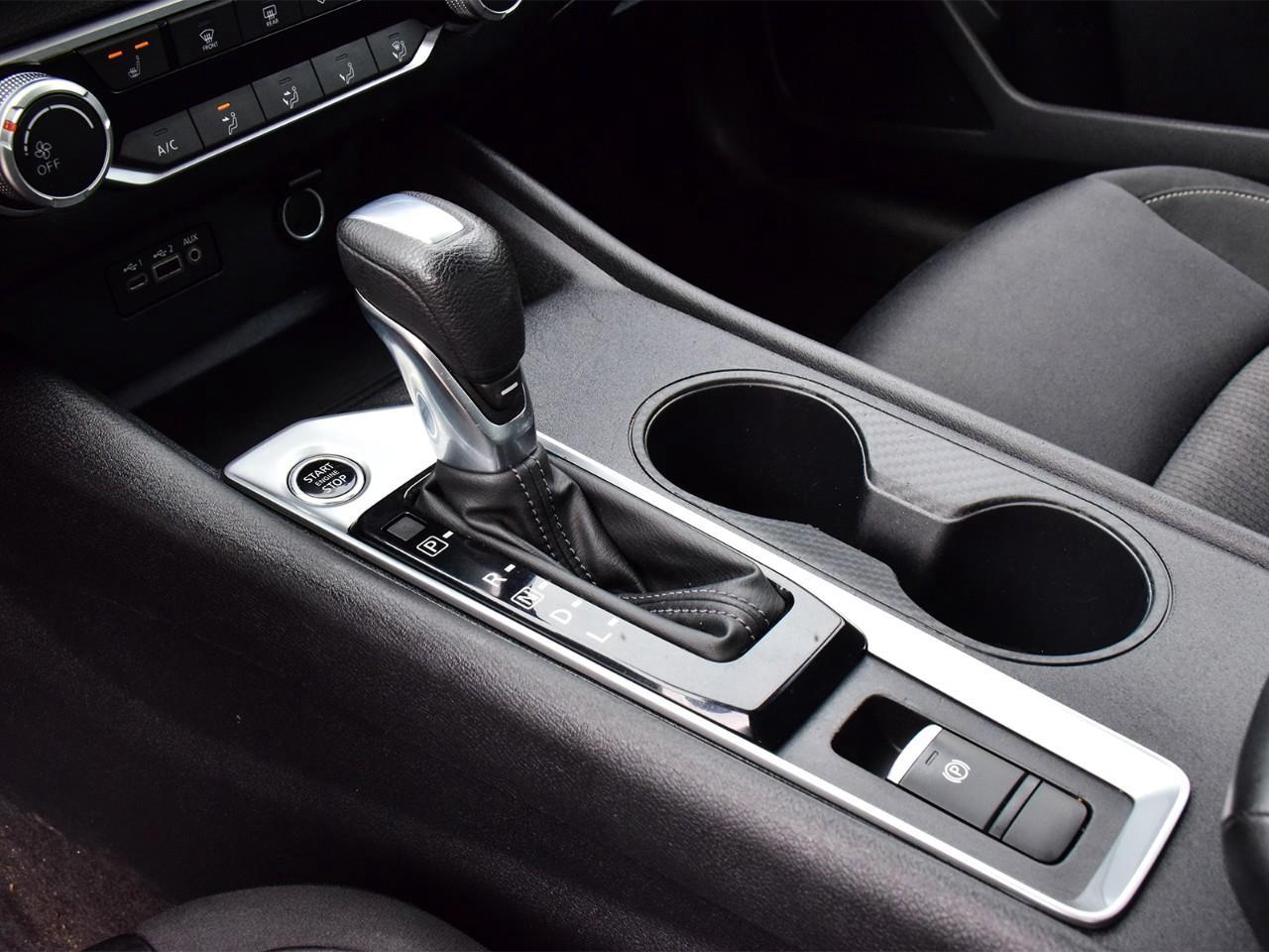 2022 Nissan Altima 2.5 SE All-Wheel Drive Sedan Photo