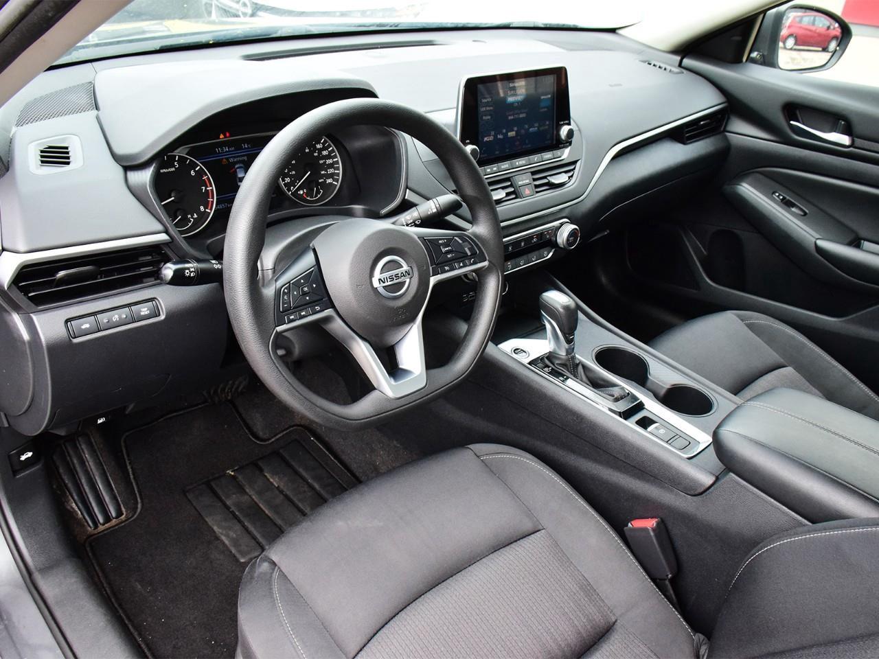 2022 Nissan Altima 2.5 SE All-Wheel Drive Sedan Photo