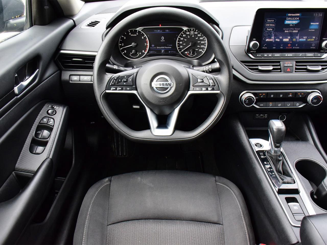 2022 Nissan Altima 2.5 SE All-Wheel Drive Sedan Photo
