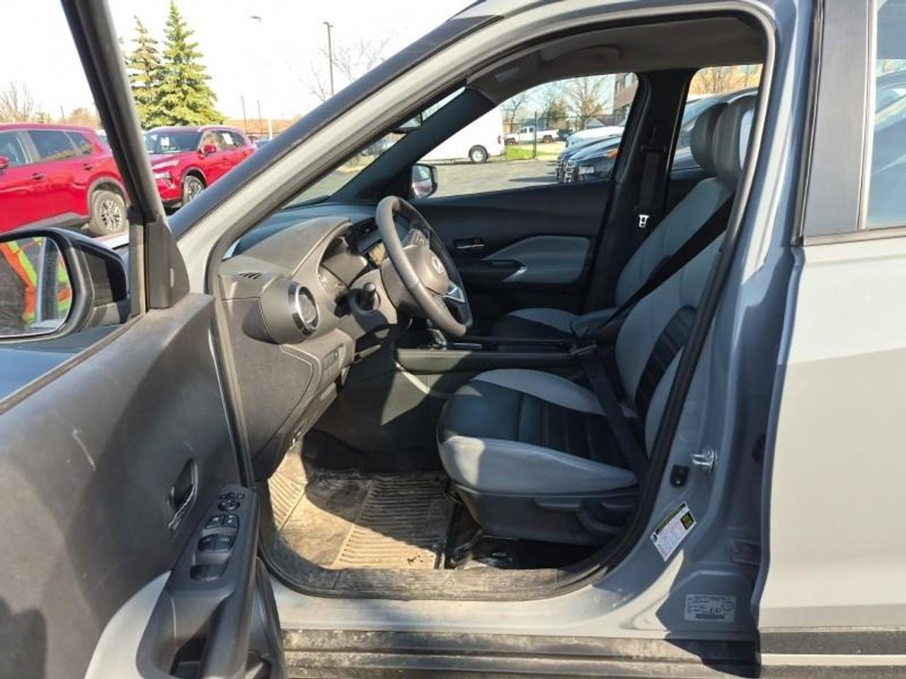 2024 Nissan Kicks SR 4dr Front-Wheel Drive Photo