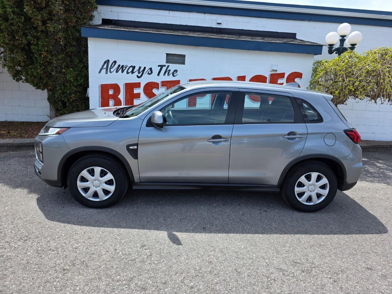 2024 Mitsubishi RVR ES 4dr AWC Photo