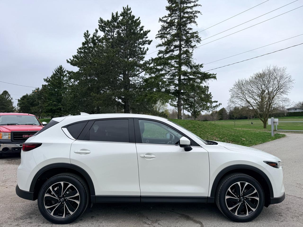 2024 Mazda CX-5 GS w/o CD 4dr i-ACTIV All-Wheel Drive Sport Utility Photo
