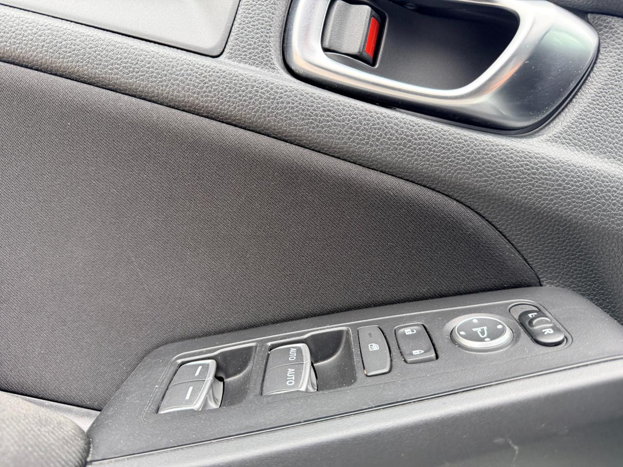 2022 Honda Civic Sport 4dr Sedan Photo4