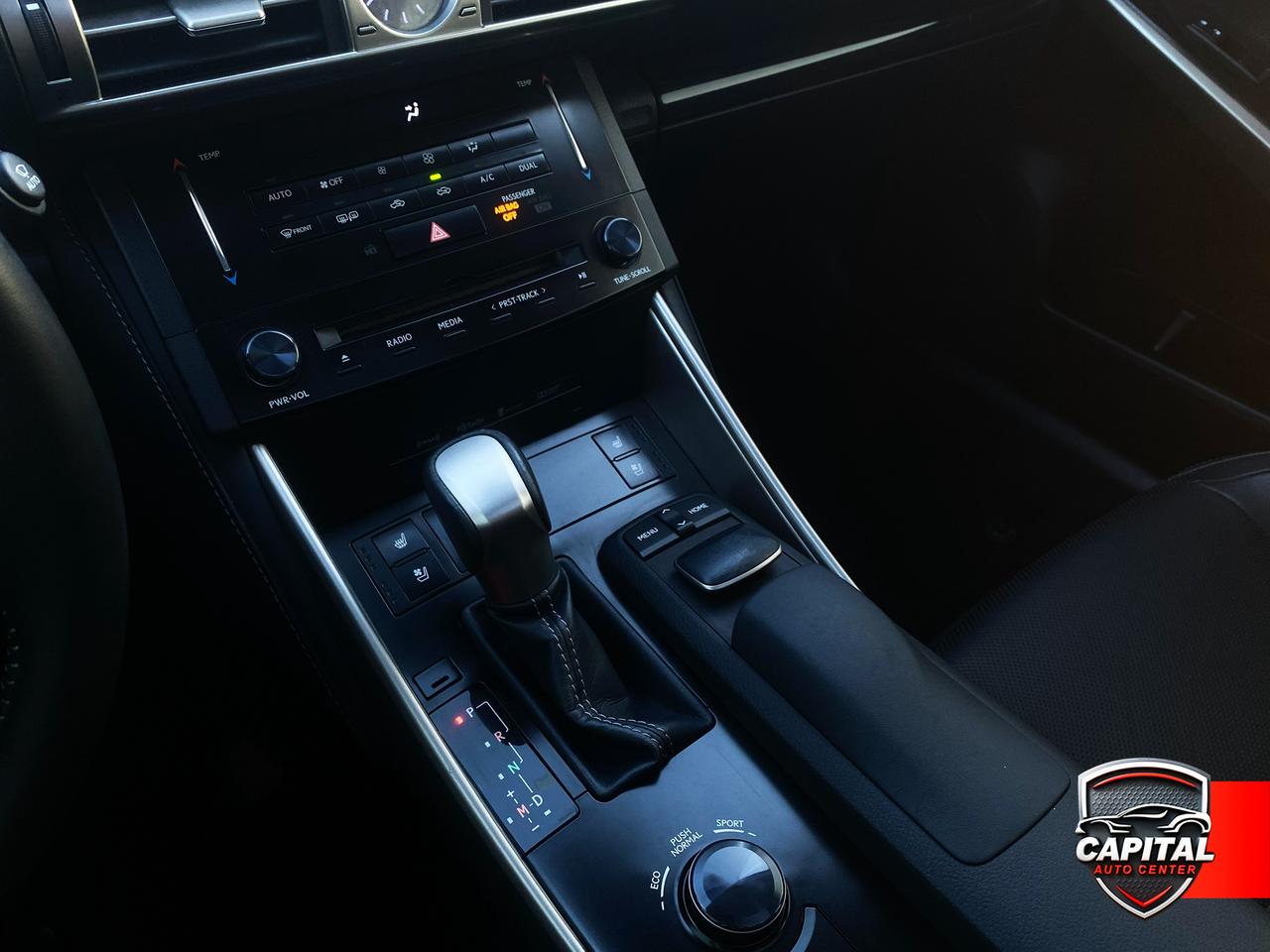 2014 Lexus IS 250 Photo