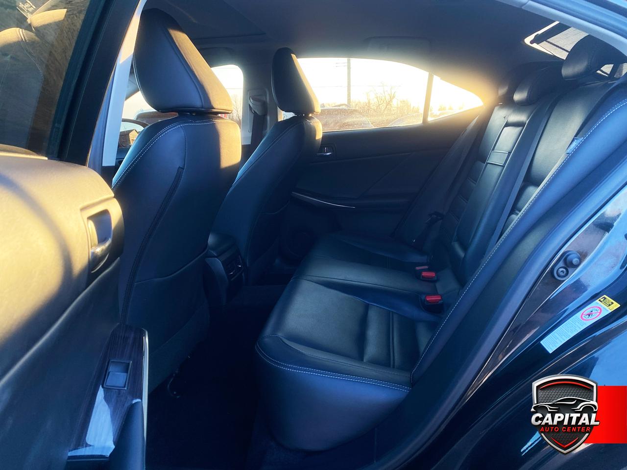 2014 Lexus IS 250 Photo
