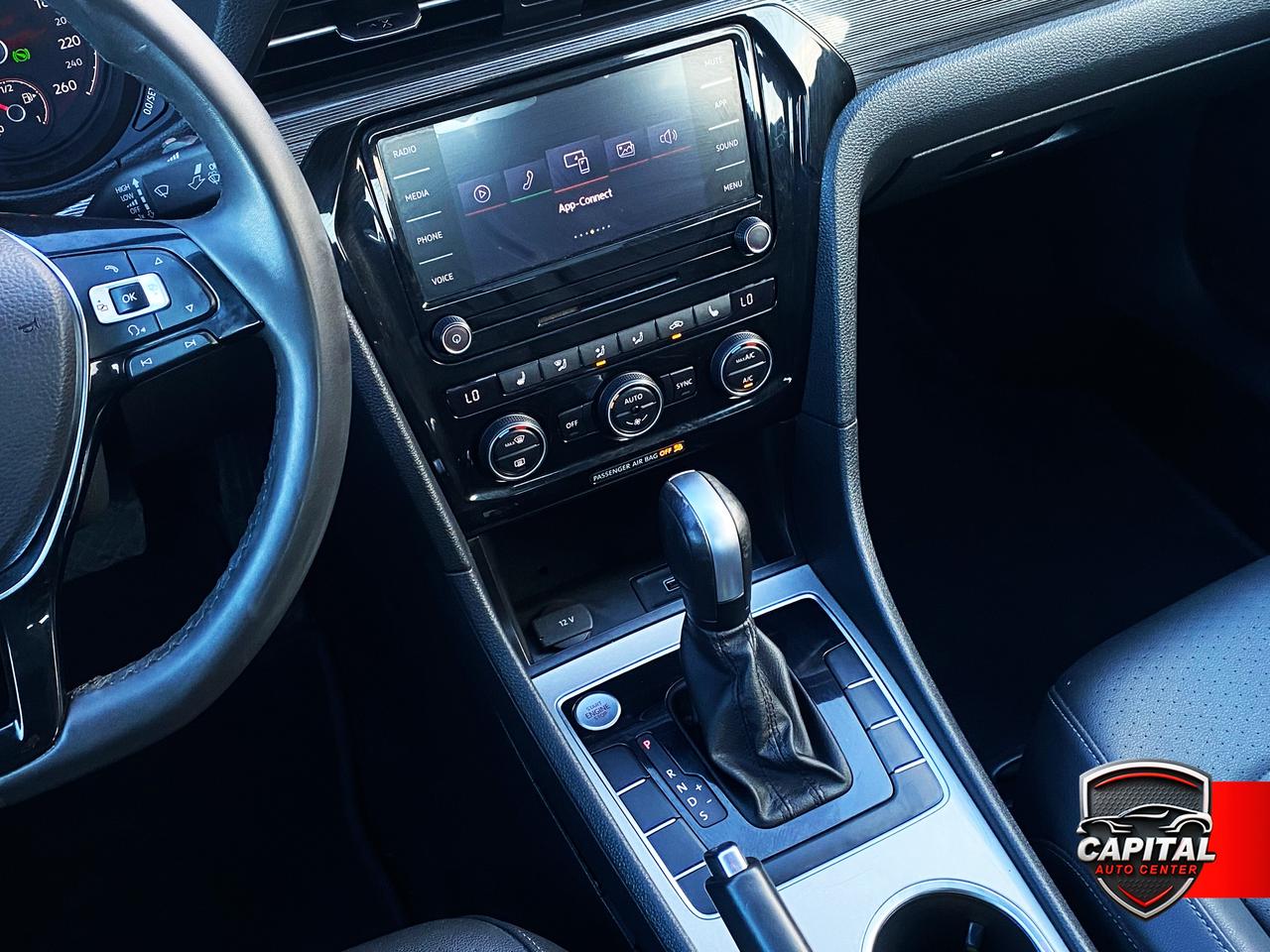2021 Volkswagen Passat HIGHLINE Photo