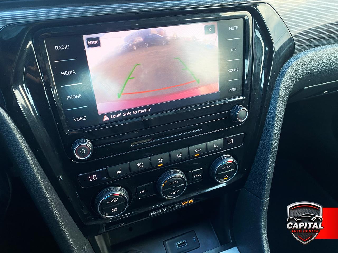2021 Volkswagen Passat HIGHLINE Photo