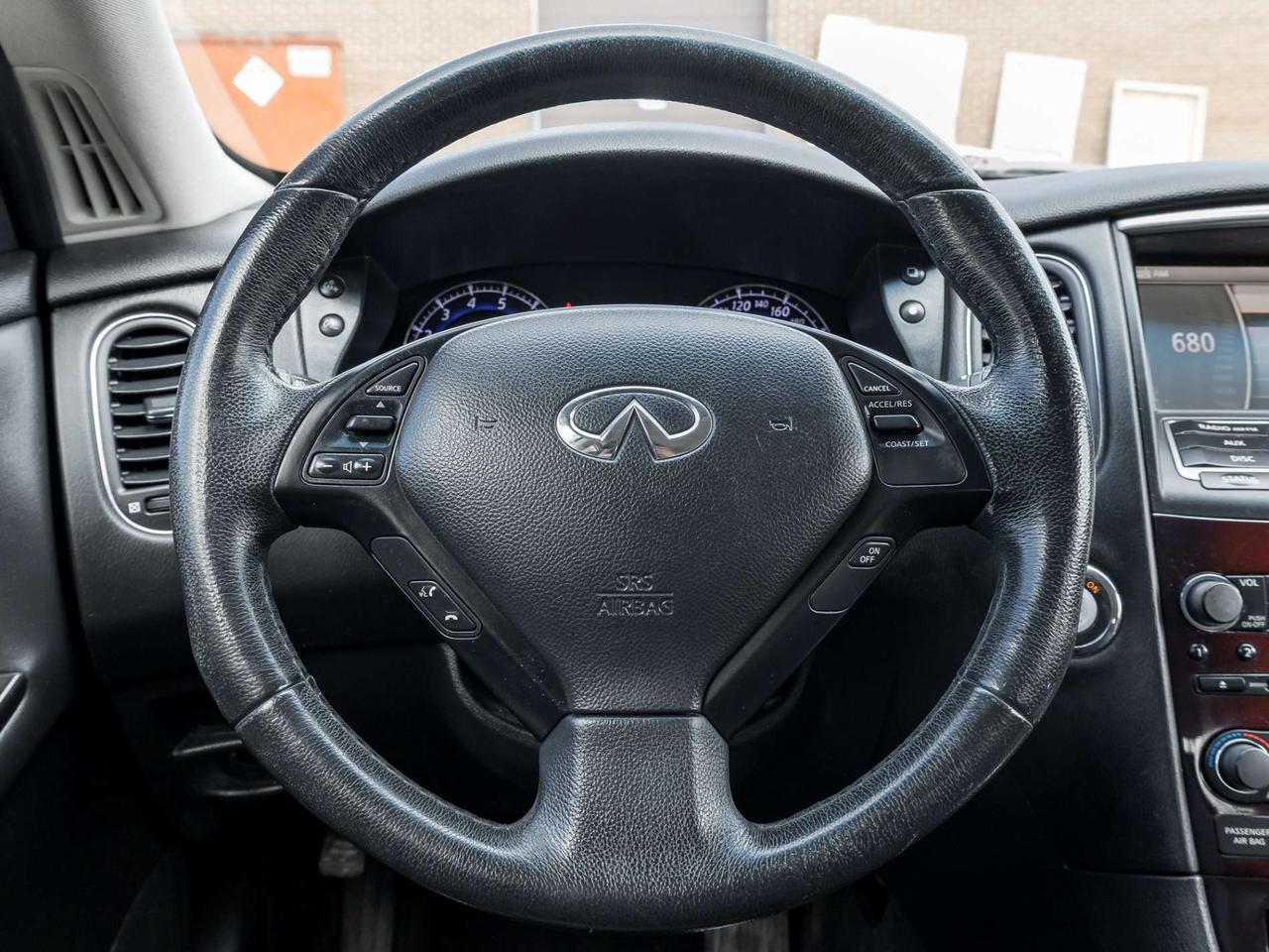 2013 Infiniti EX37 AWD Journey, Leather, Sunroof, Camera Photo