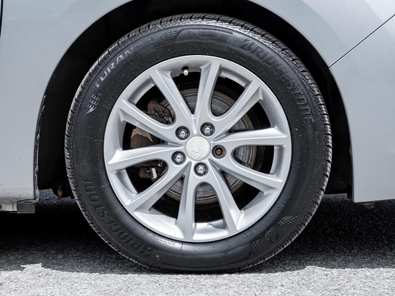2012 Subaru Impreza HB, AWD, CVT 2.0i Photo3