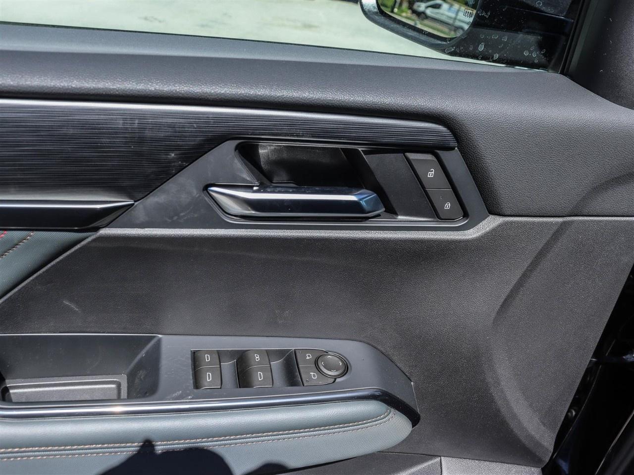 2026 GMC Acadia AWD AT4 Photo
