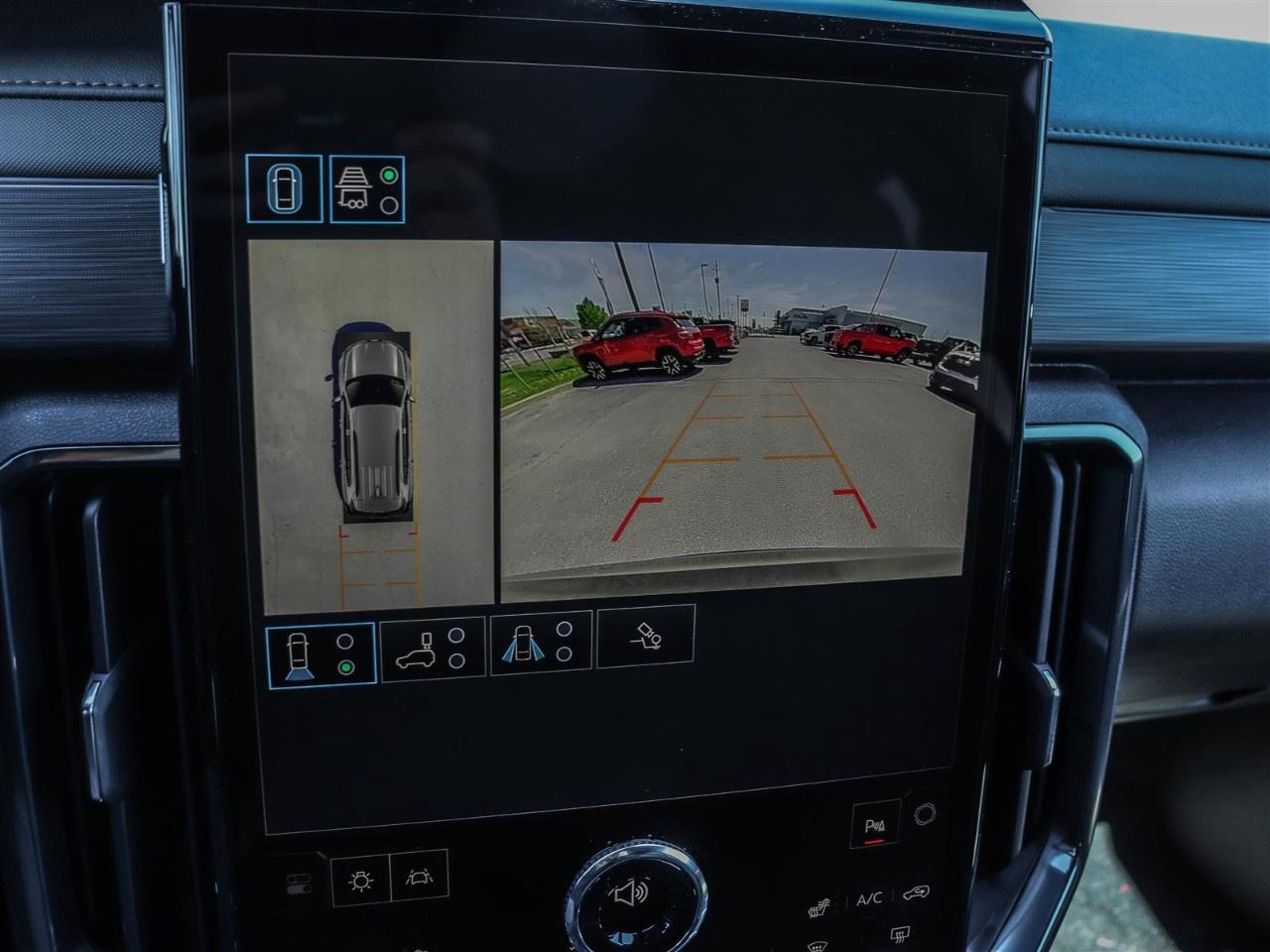 2026 GMC Acadia AWD AT4 Photo