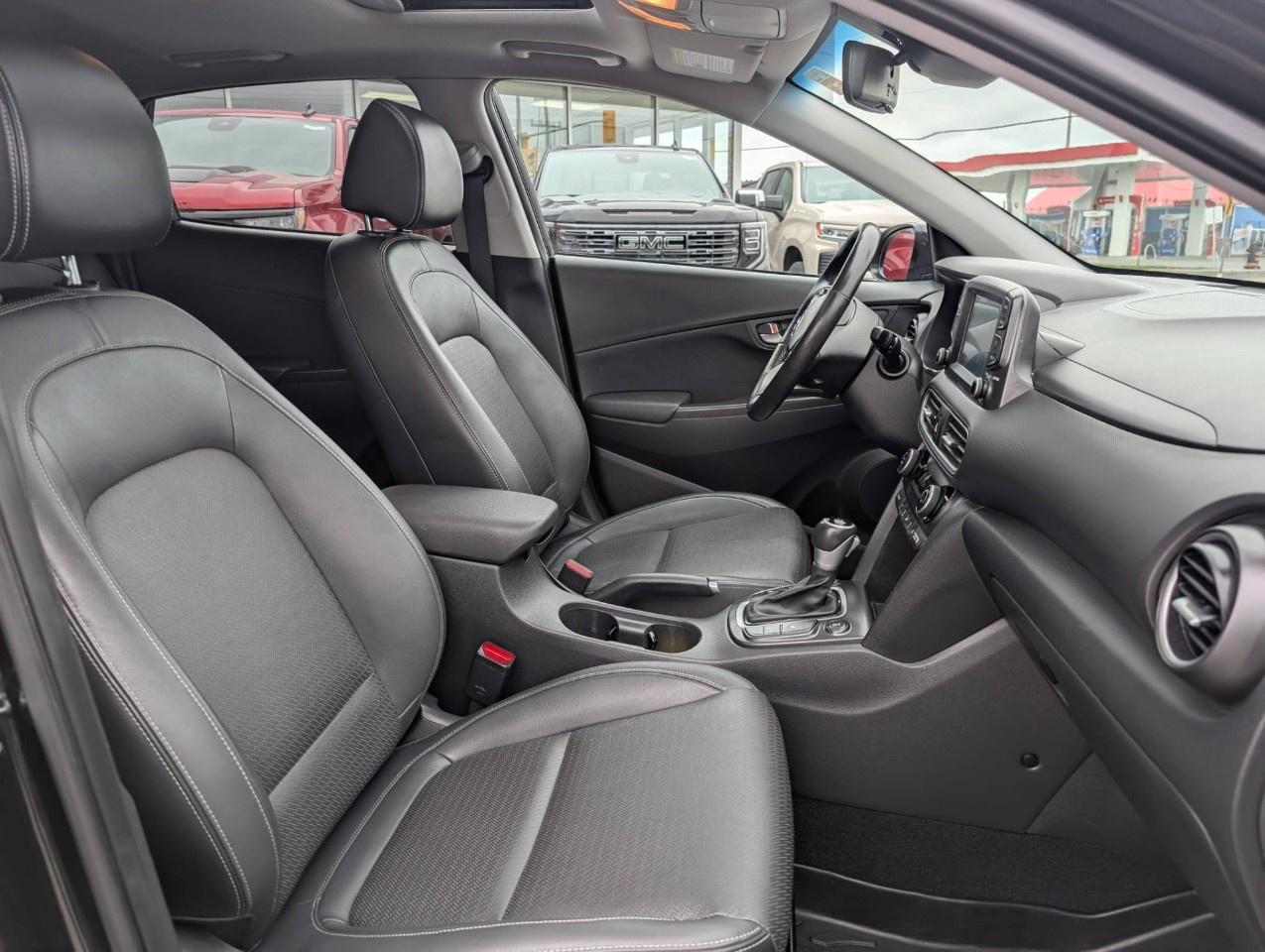 2020 Hyundai KONA 2.0L Luxury AWD Photo
