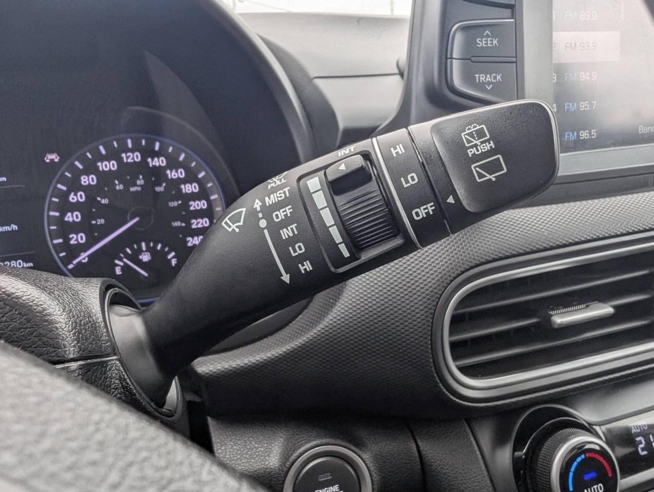 2020 Hyundai KONA 2.0L Luxury AWD Photo