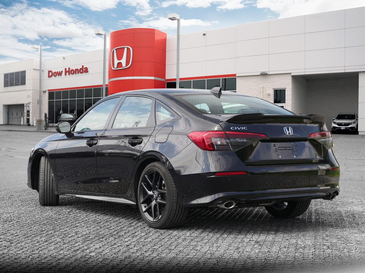 2024 Honda Civic Si Base 4dr Sedan Photo3