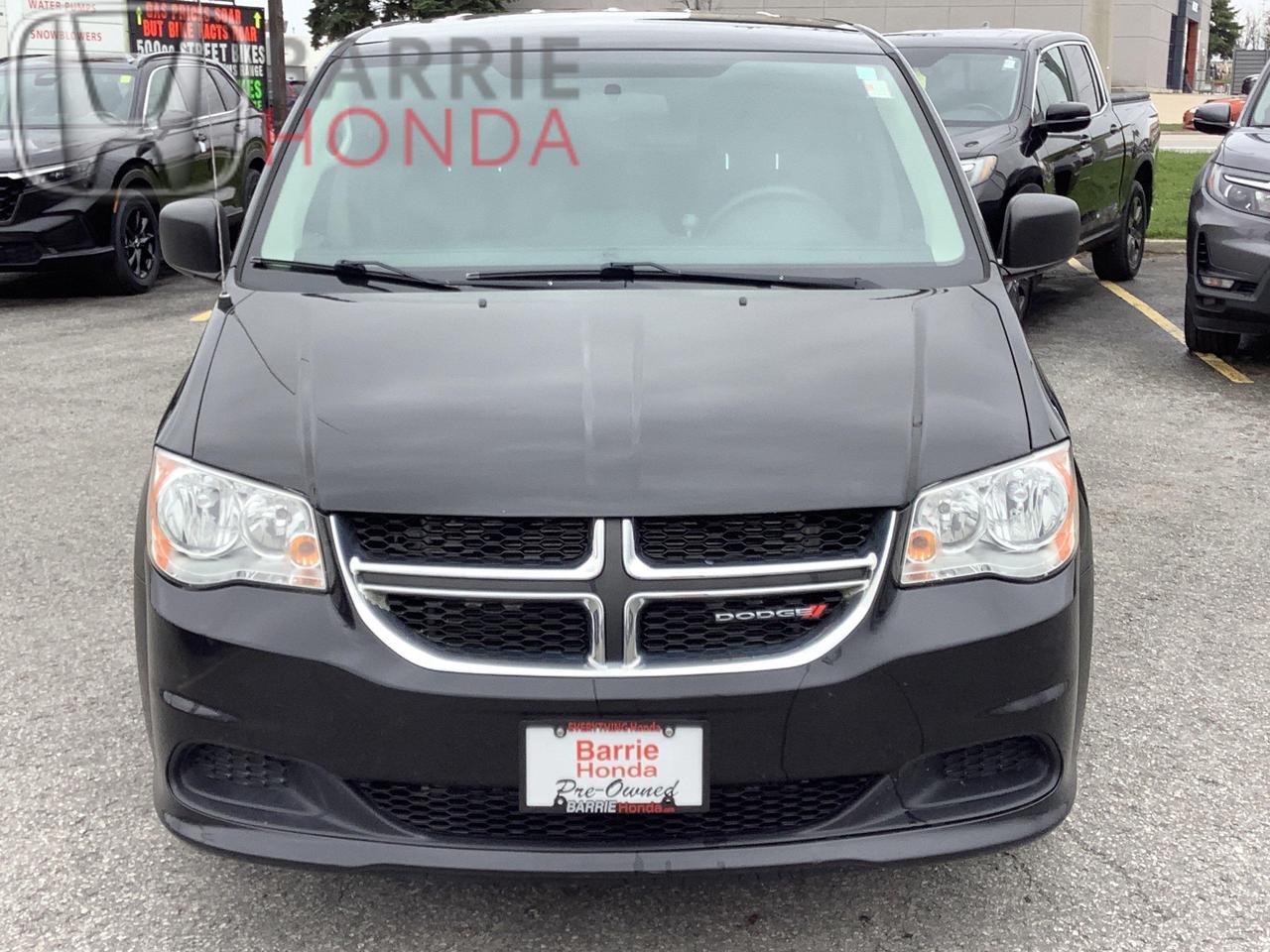 2017 Dodge Grand Caravan CVP/SXT Passenger Van Photo