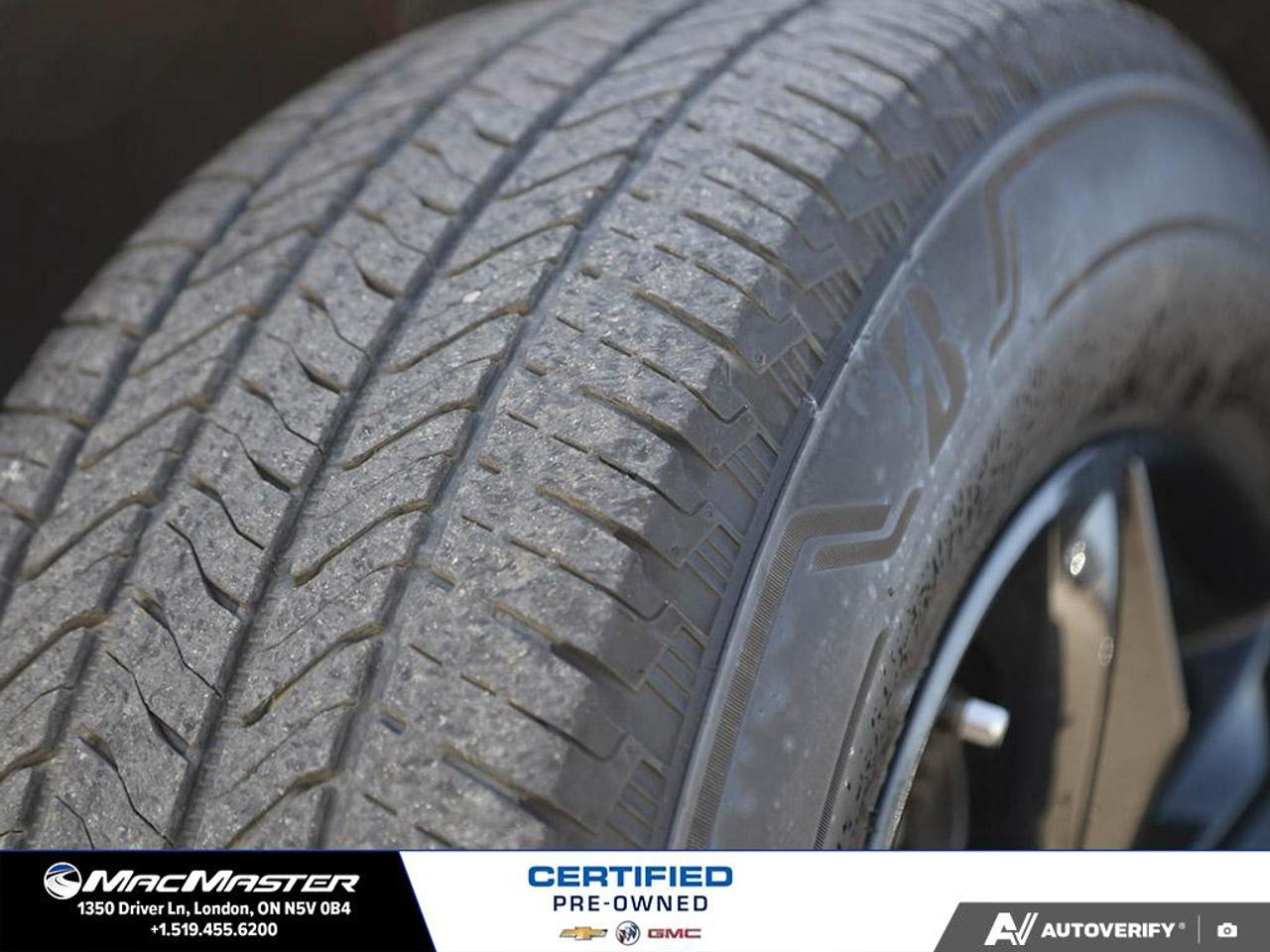 2023 Chevrolet Traverse LT Cloth All-Wheel Drive Photo