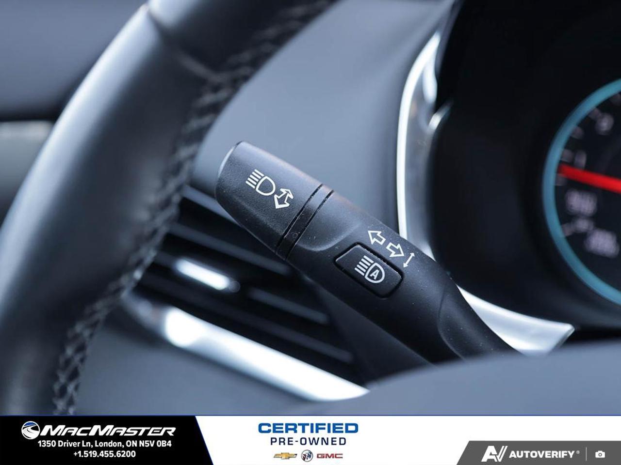 2023 Chevrolet Traverse LT Cloth All-Wheel Drive Photo