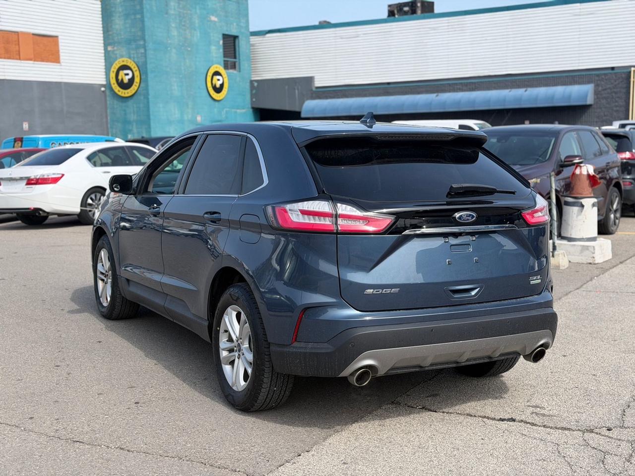 2019 Ford Edge SEL Photo