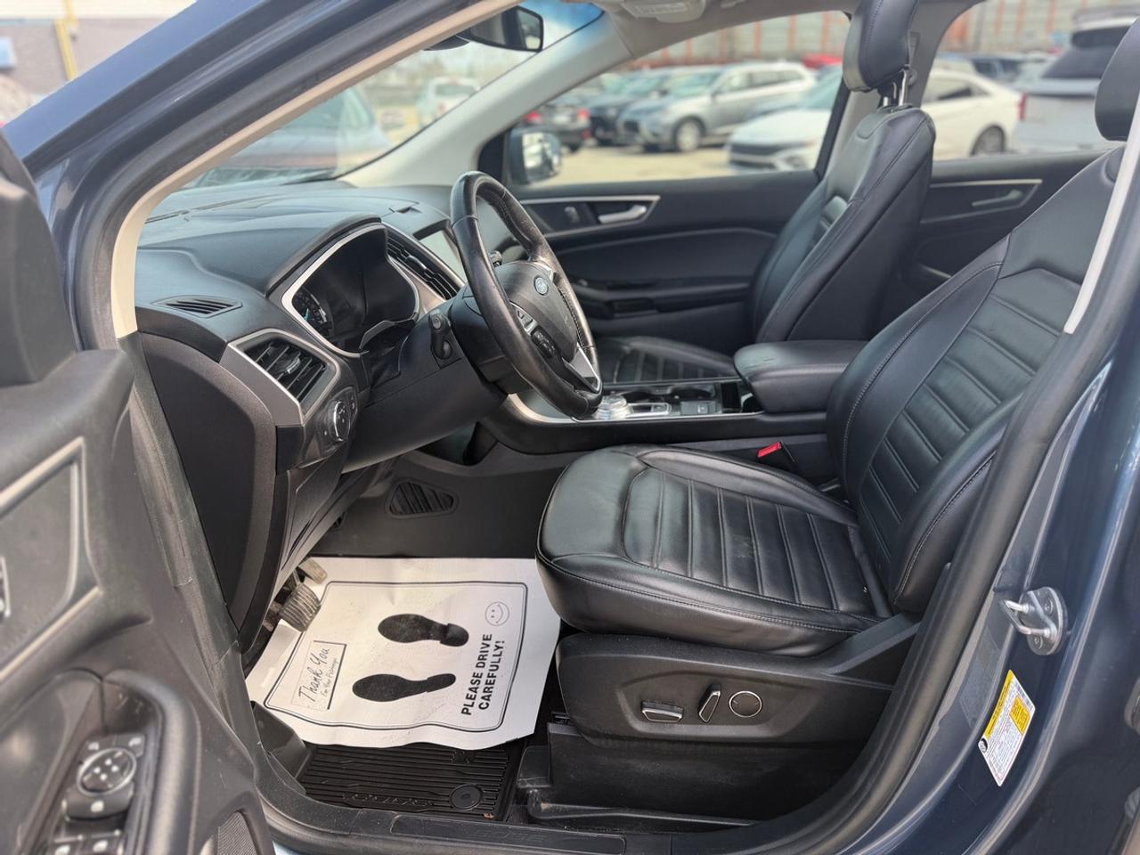 2019 Ford Edge SEL Photo