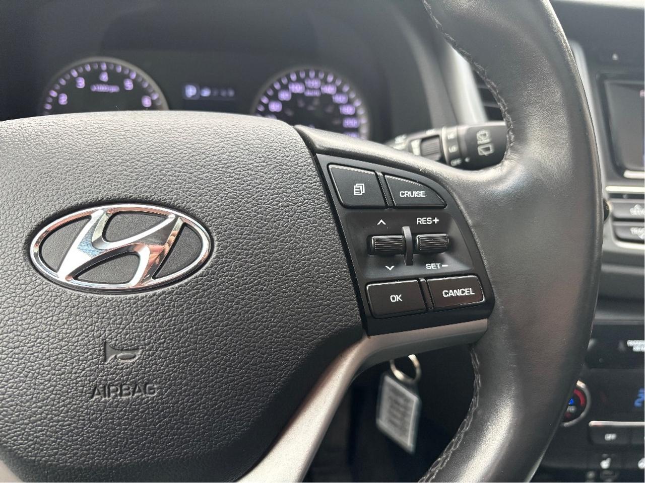 2017 Hyundai Tucson SE LEATHER ROOF BLINDSPOT DETECTION CLEAN Photo
