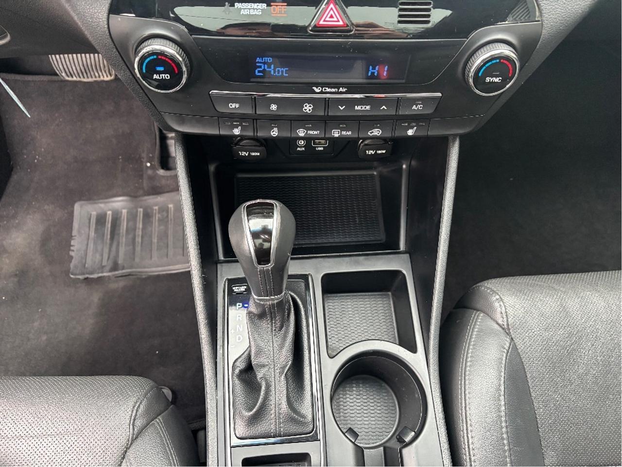2017 Hyundai Tucson SE LEATHER ROOF BLINDSPOT DETECTION CLEAN Photo