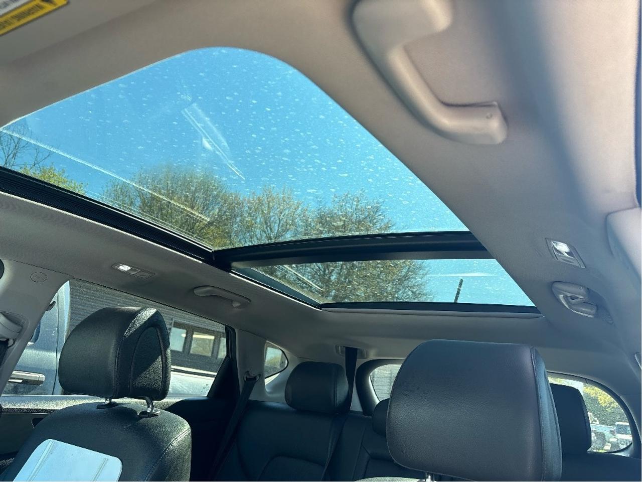 2017 Hyundai Tucson SE LEATHER ROOF BLINDSPOT DETECTION CLEAN Photo