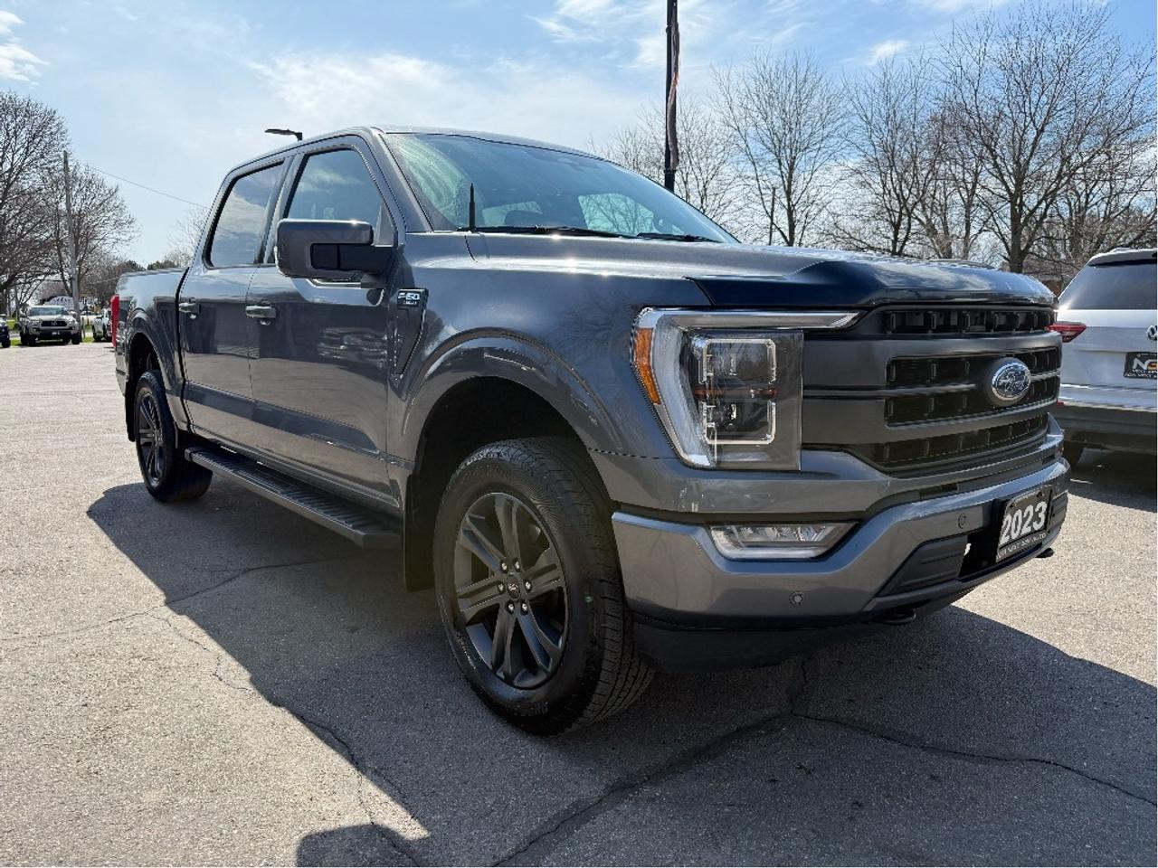 2023 Ford F-150 Lariat Photo3