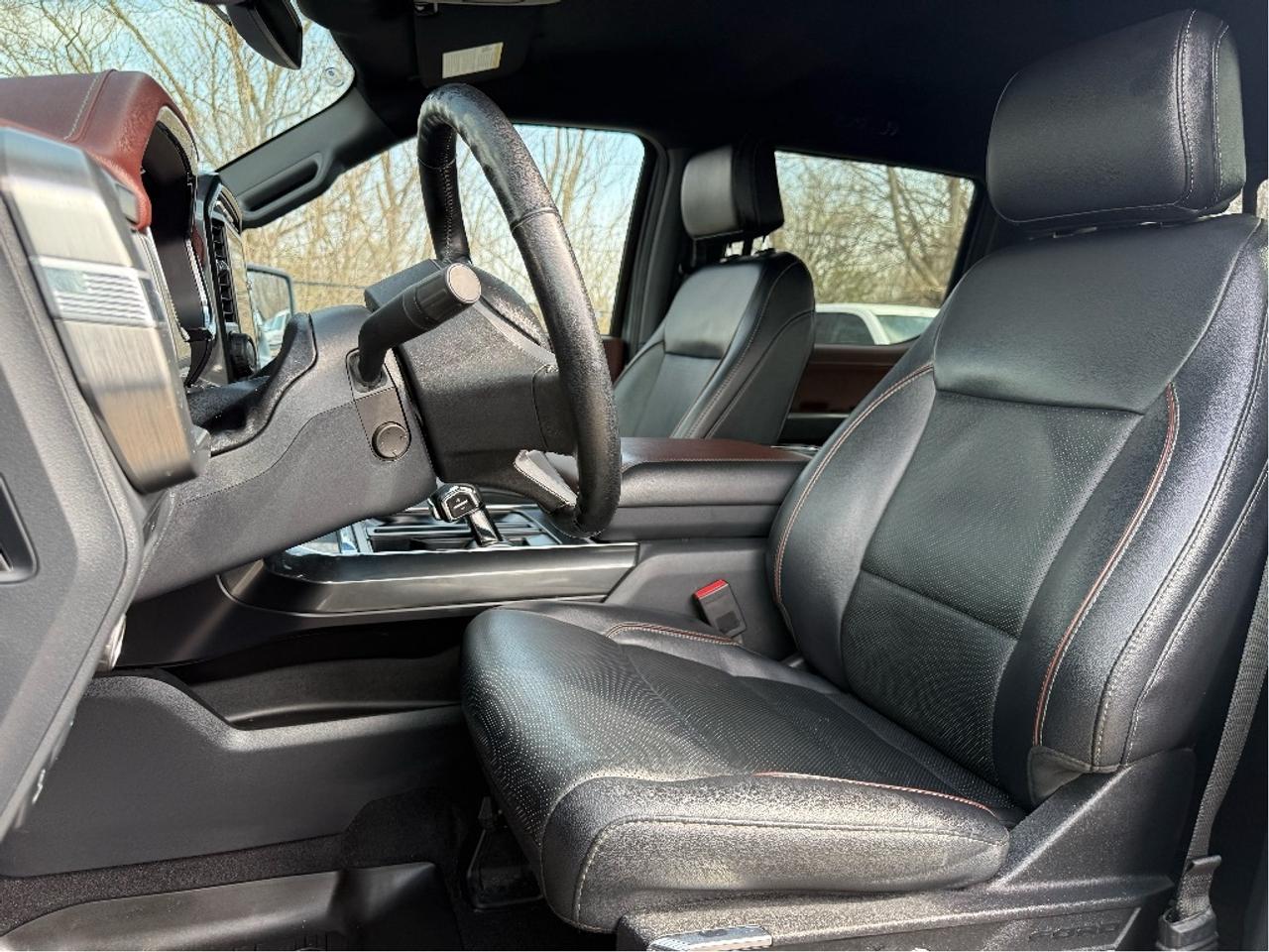 2023 Ford F-150 Lariat Photo