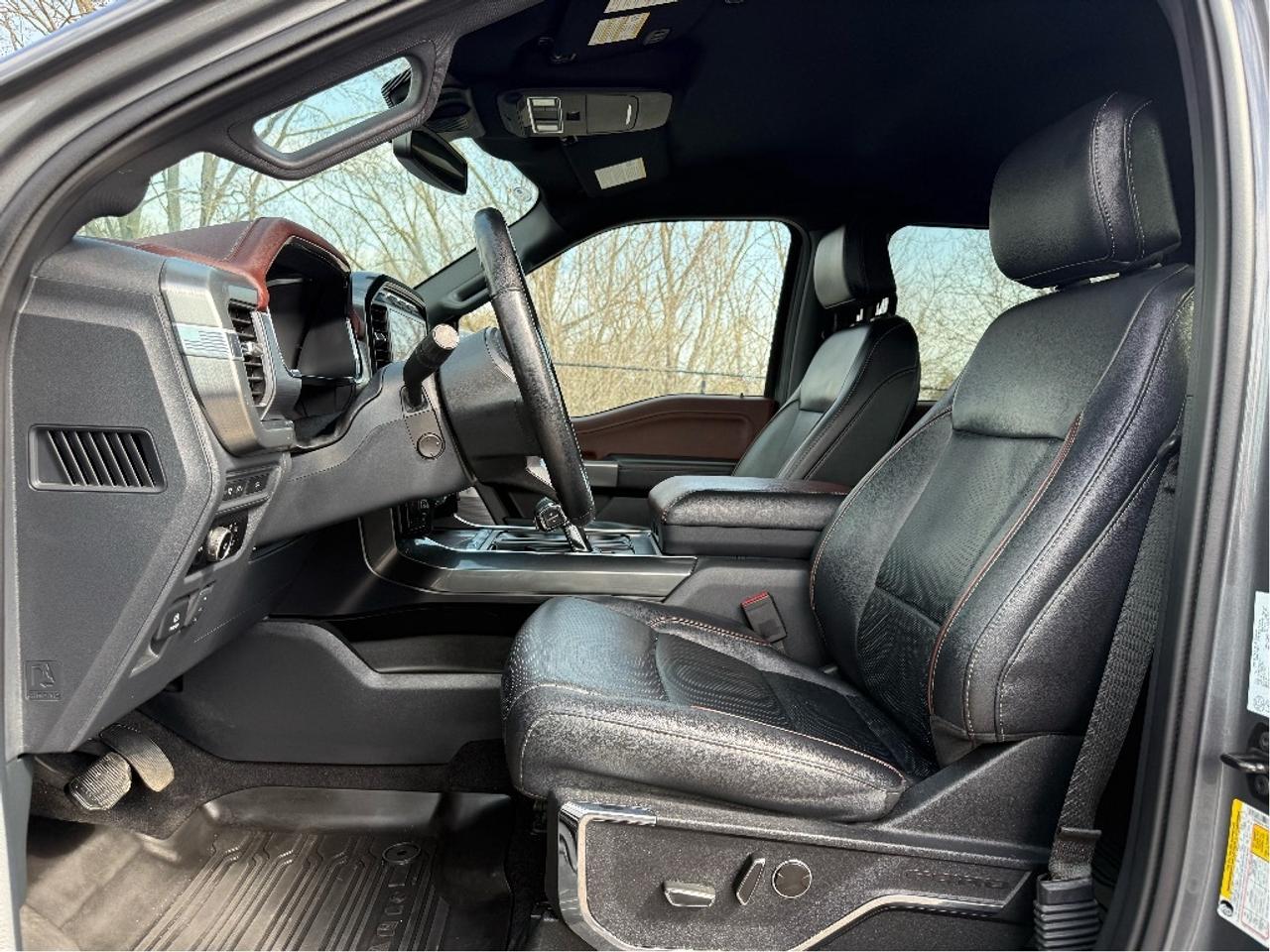 2023 Ford F-150 Lariat Photo
