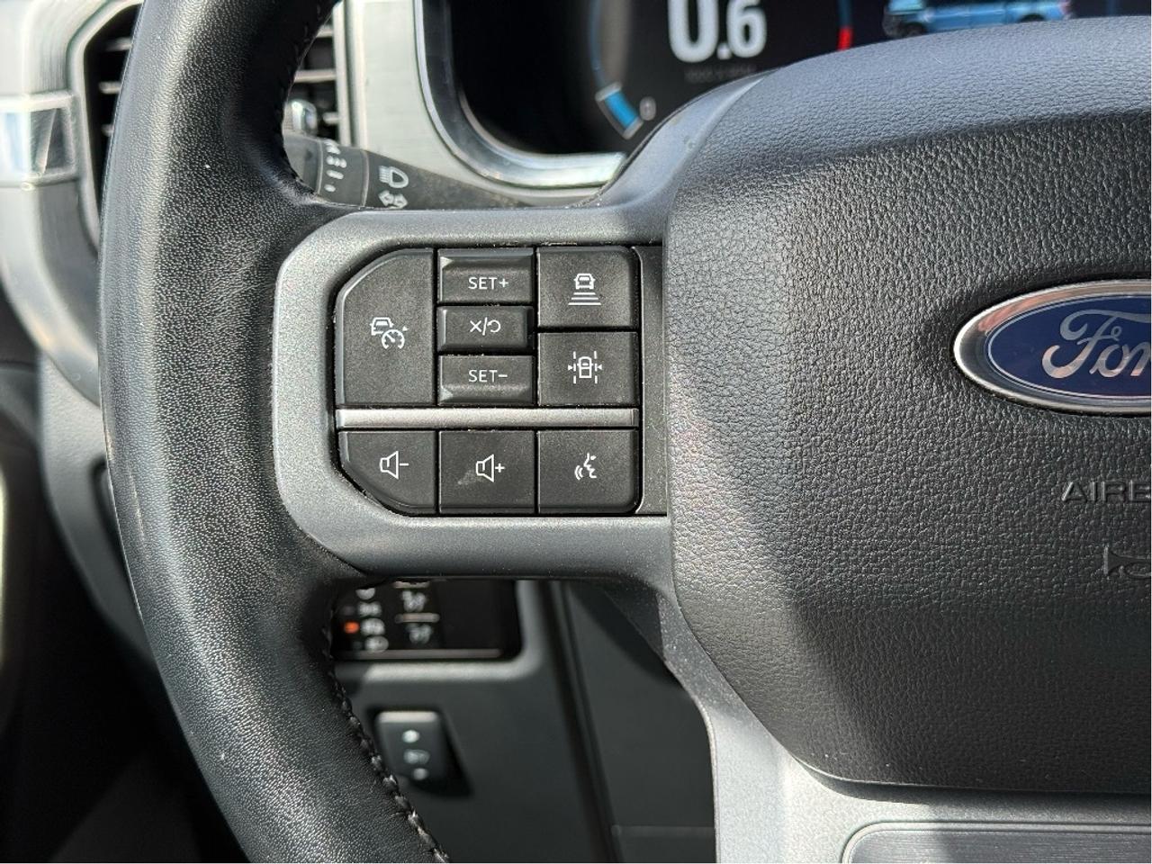 2023 Ford F-150 Lariat Photo