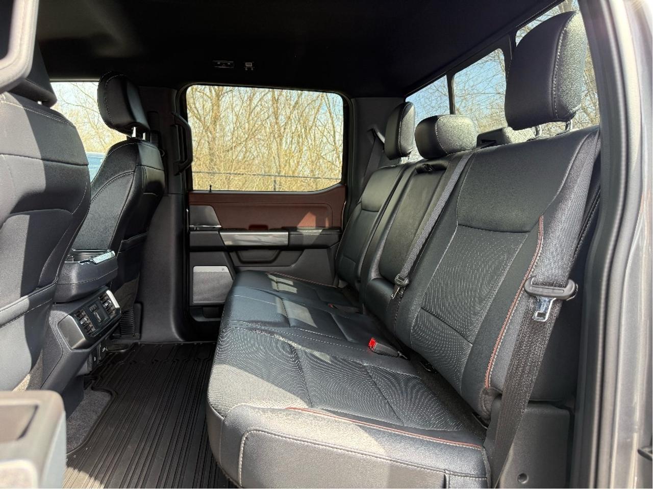 2023 Ford F-150 Lariat Photo