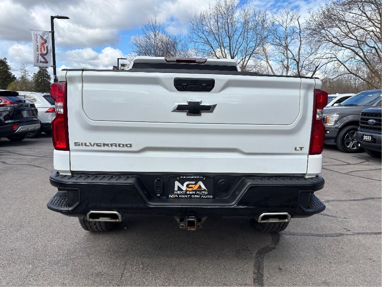 2022 Chevrolet Silverado 1500 LT Trail Boss 12INCH DISPLAY NAV ONE OWNER Photo