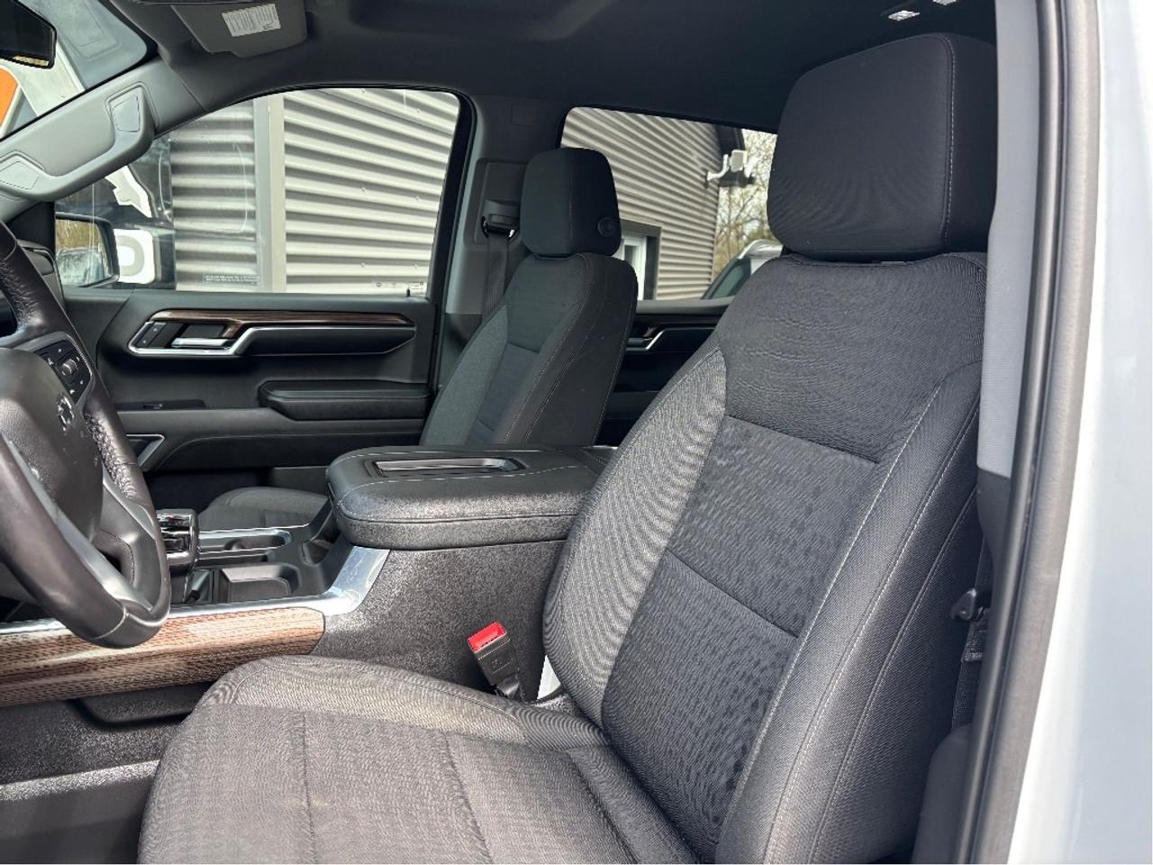 2022 Chevrolet Silverado 1500 LT Trail Boss 12INCH DISPLAY NAV ONE OWNER Photo