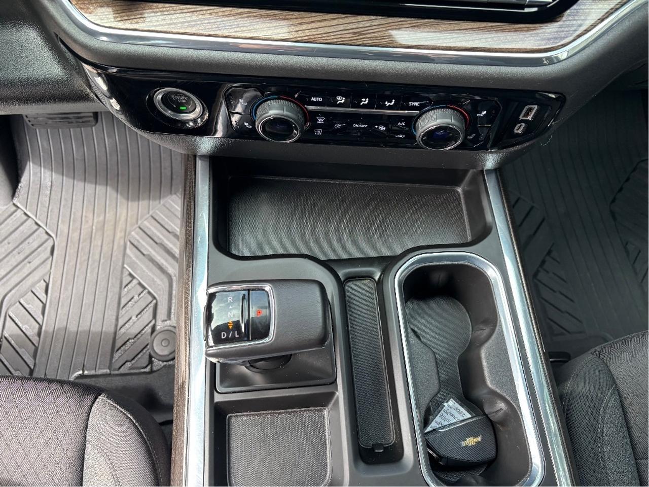 2022 Chevrolet Silverado 1500 LT Trail Boss 12INCH DISPLAY NAV ONE OWNER Photo