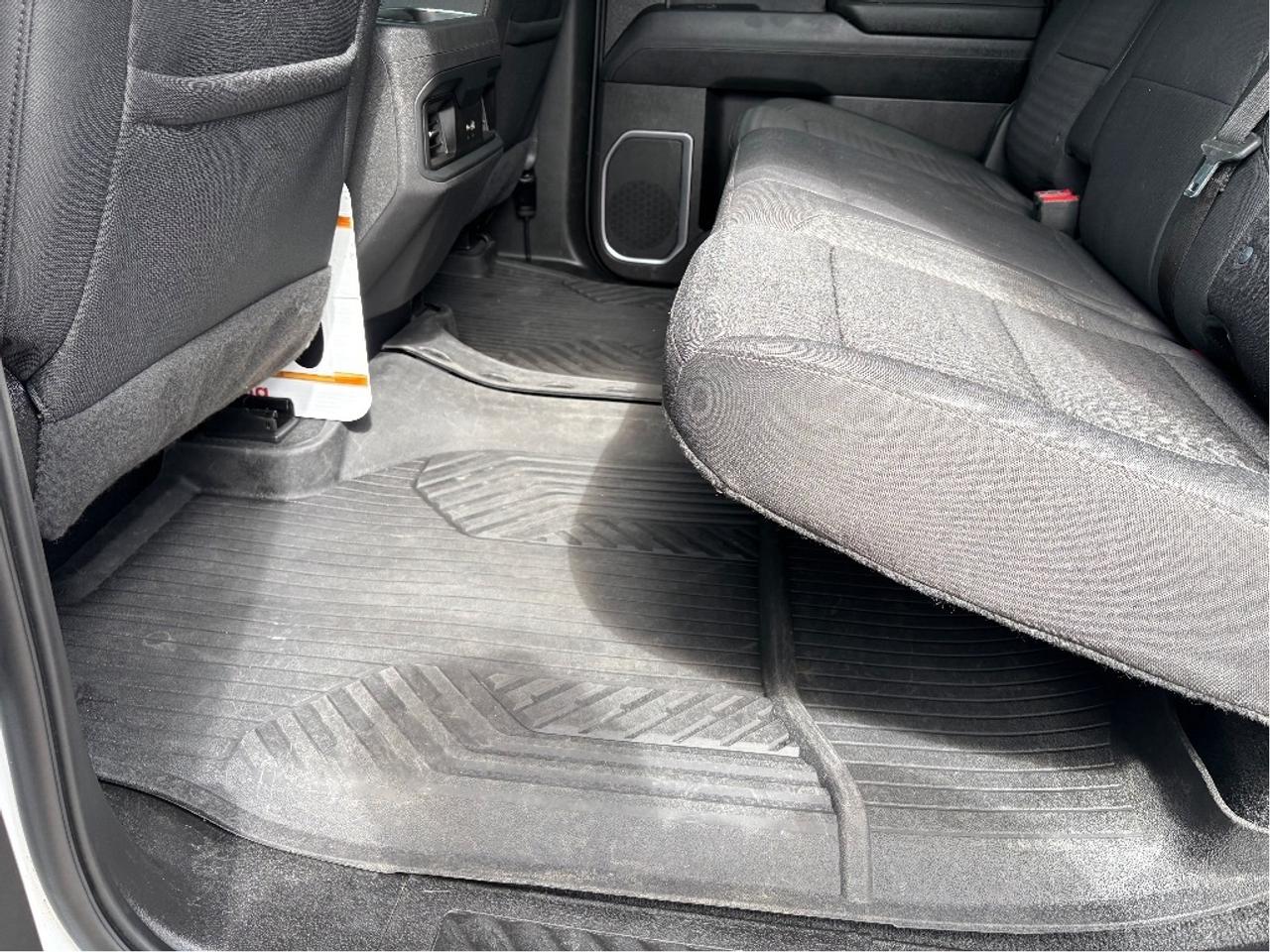 2022 Chevrolet Silverado 1500 LT Trail Boss 12INCH DISPLAY NAV ONE OWNER Photo