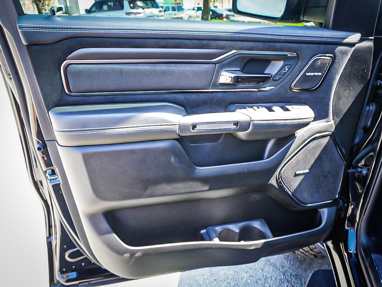 2025 RAM 1500  Photo