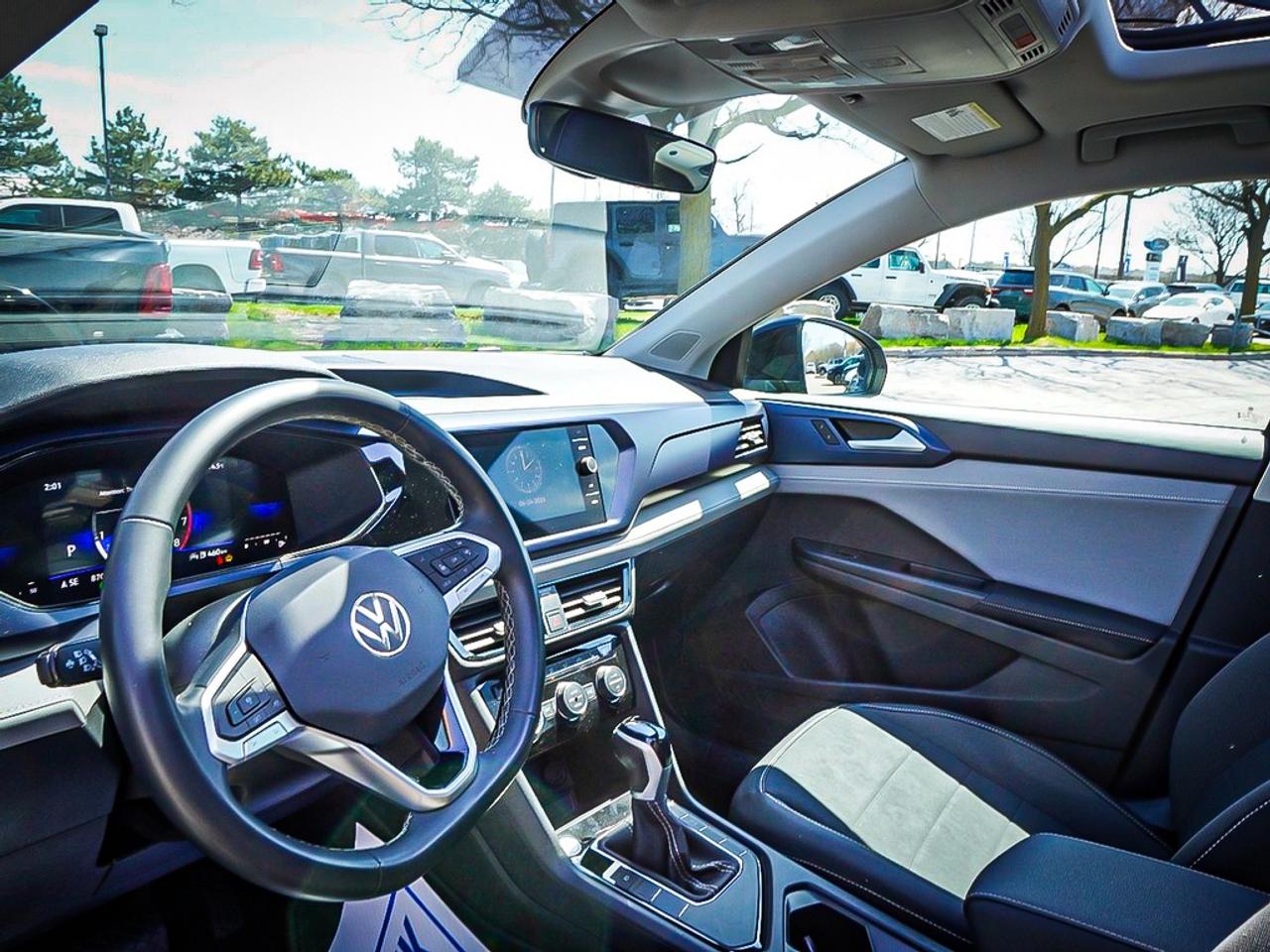2024 Volkswagen Taos  Photo