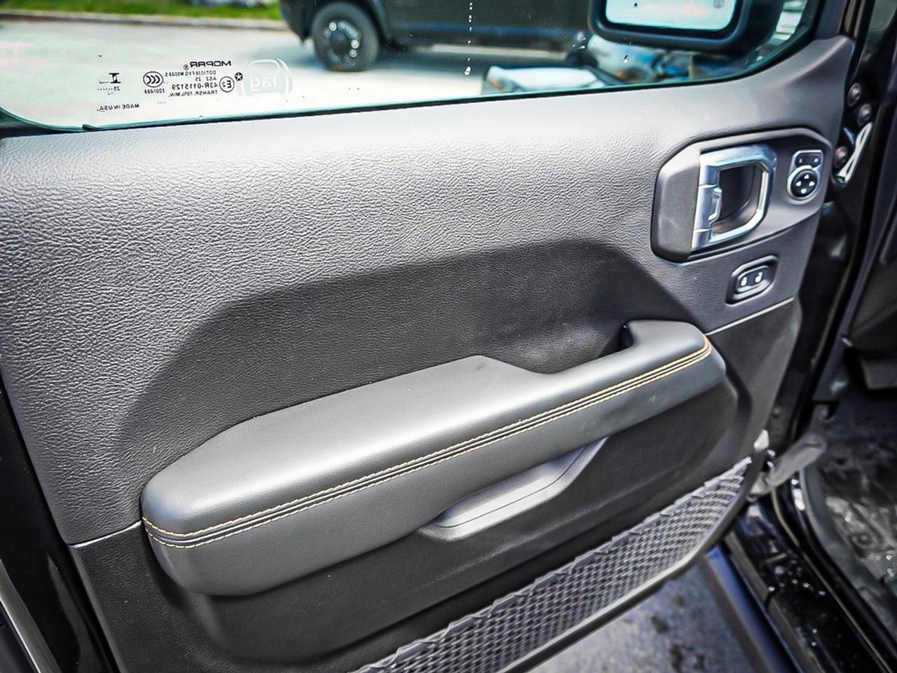 2025 Jeep Wrangler 4xe  Photo