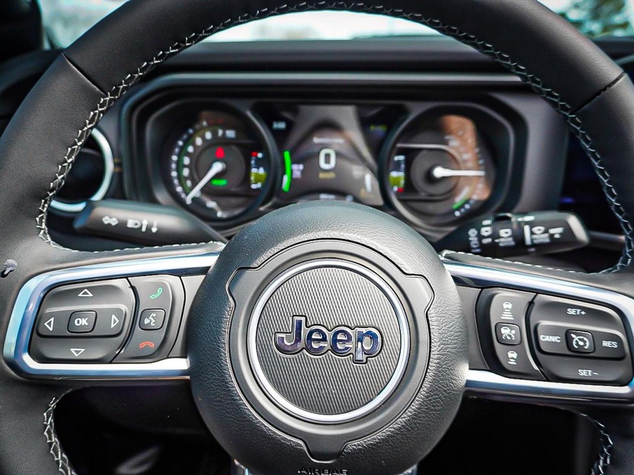 2025 Jeep Wrangler 4xe  Photo