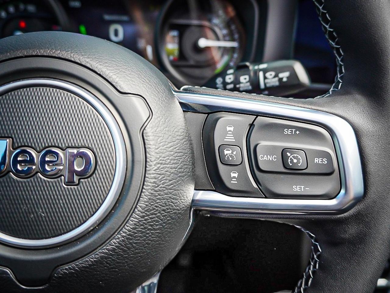 2025 Jeep Wrangler 4xe  Photo
