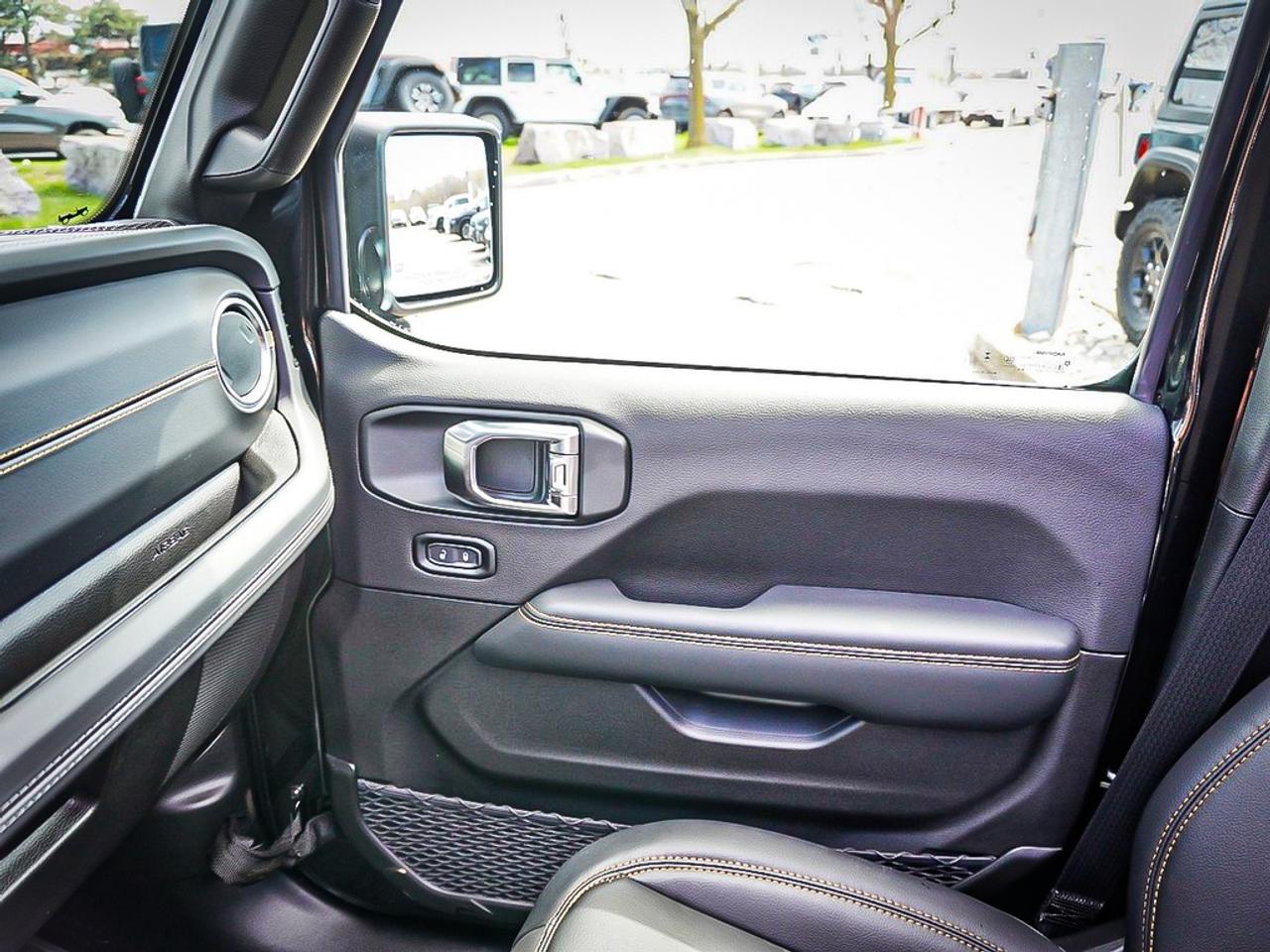 2025 Jeep Wrangler 4xe  Photo