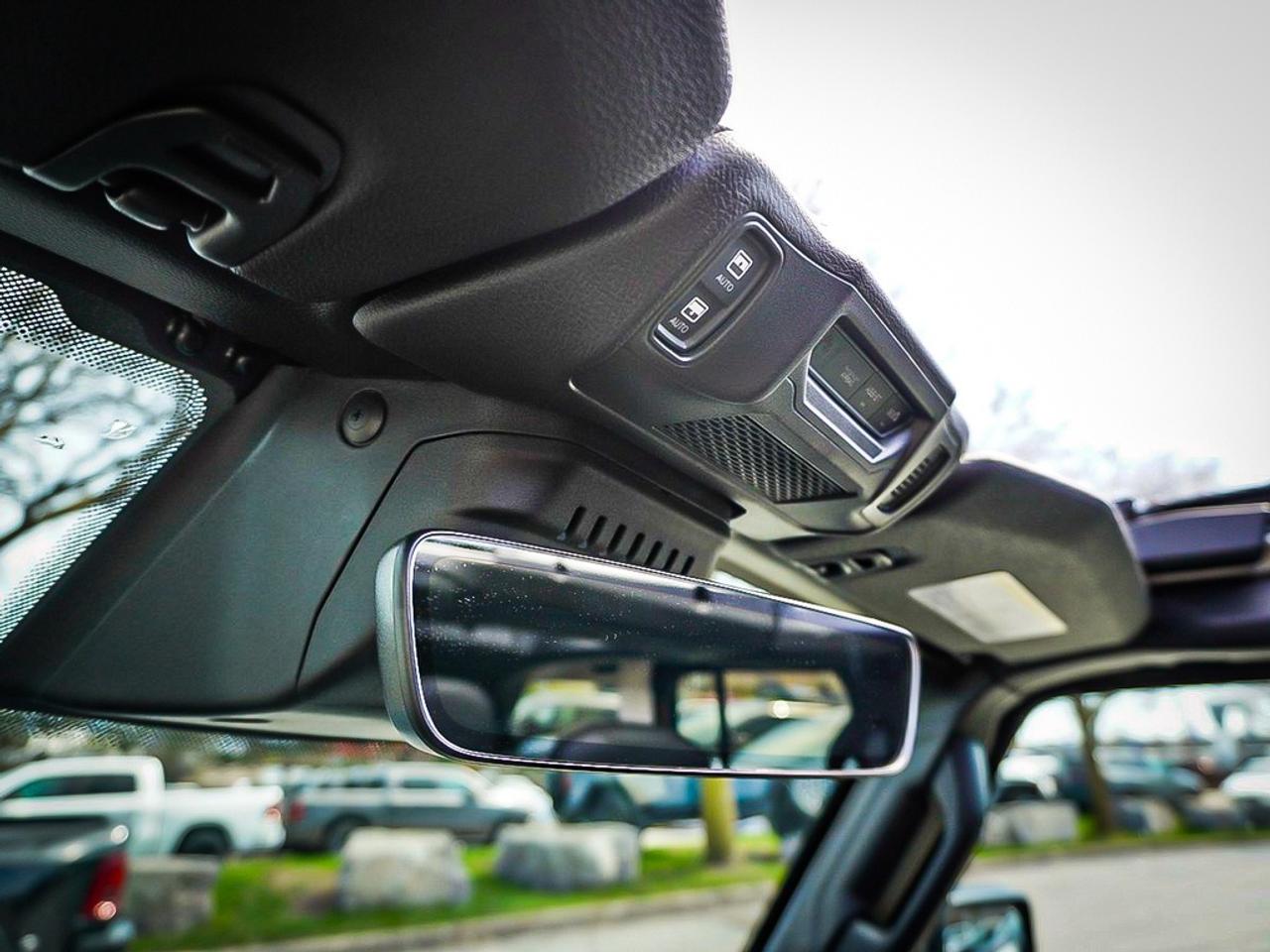 2025 Jeep Wrangler 4xe  Photo