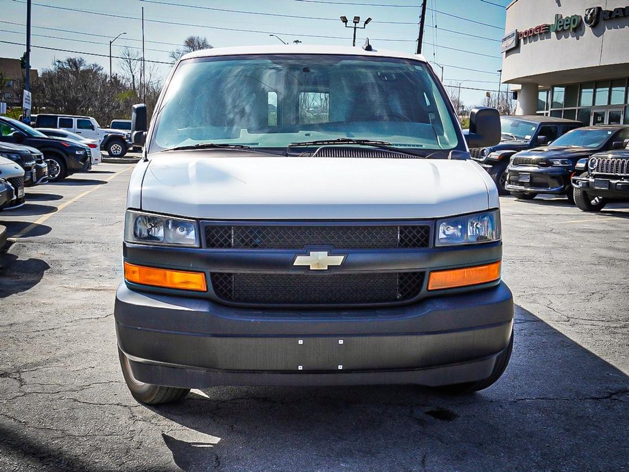 2023 Chevrolet Express  Photo