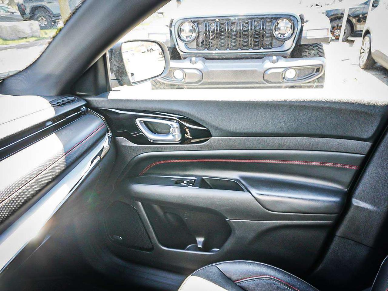 2024 Jeep Compass  Photo