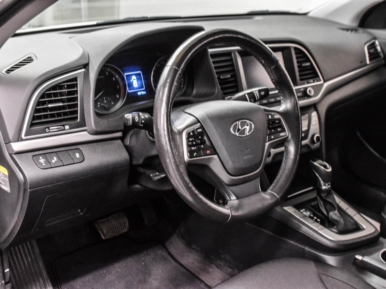 2017 Hyundai Elantra  Photo