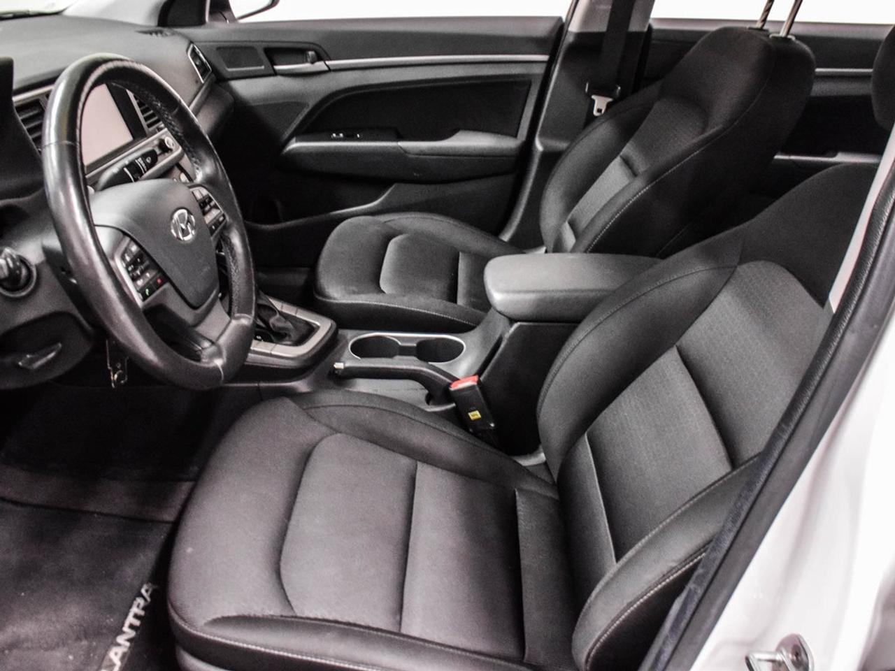 2017 Hyundai Elantra  Photo