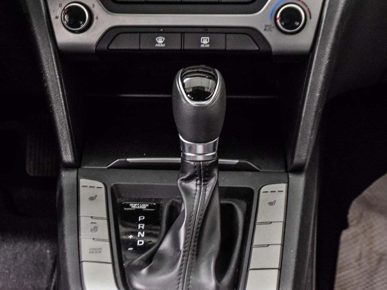 2017 Hyundai Elantra  Photo